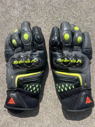 Guantes VR 46