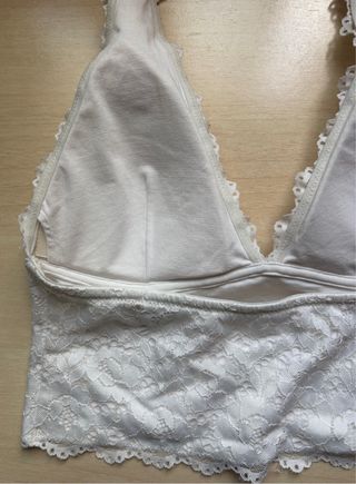 Top lencero blanco encaje