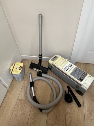 Aspiradora Electrolux D740