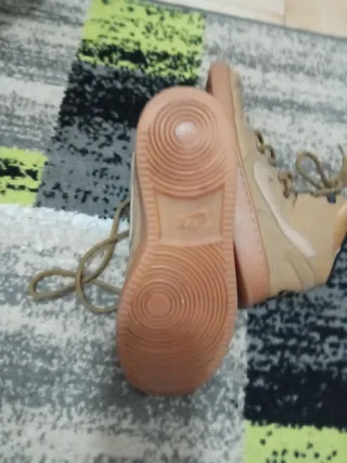 Zapatillas Nike Marrones y Negras