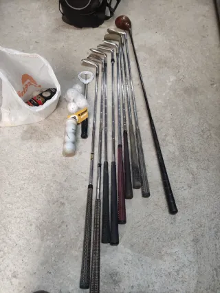 Bolsa de golf y palos