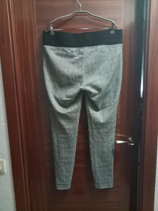 Pantalón de vestir elástico a cuadros