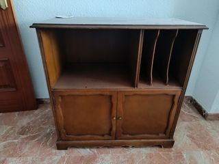 Mueble TV madera marrón