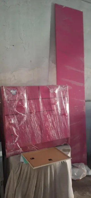 Mueble infantil cajonera rosa, regalo silla