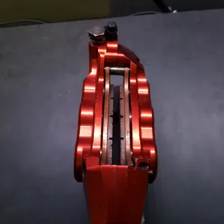 Pinza Beringer 6P Supermotard