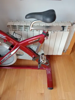 Bicicleta Spinning BH SB2