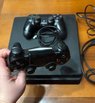 Playstation 4 Slim Nera