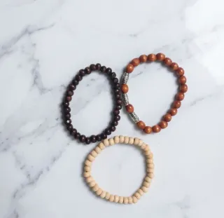 Braccialetti (beige e marrone) da uomo