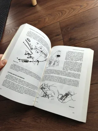 Libro de mecánica del automóvil