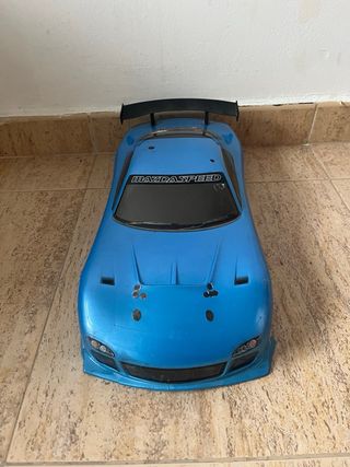 Coche RC Gasolina 1:10 + 5L gasolina MERIN