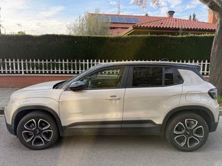 Jeep Avenger Summit Hybrid Full Extras 12.500km
