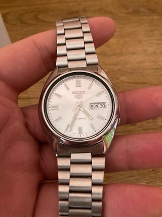 Reloj Seiko 5 Automático Plata