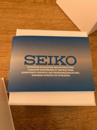 Reloj Seiko 5 Automático Plata