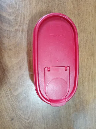 Salvaspazio Tupperware 500 ml rosso