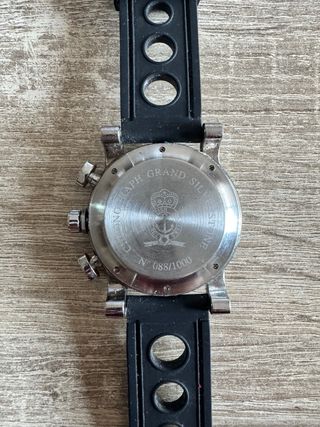 Reloj Graham Grand Silverstone Chrono Negro/Rojo