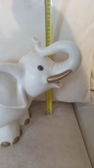 Elefante in ceramica Egan