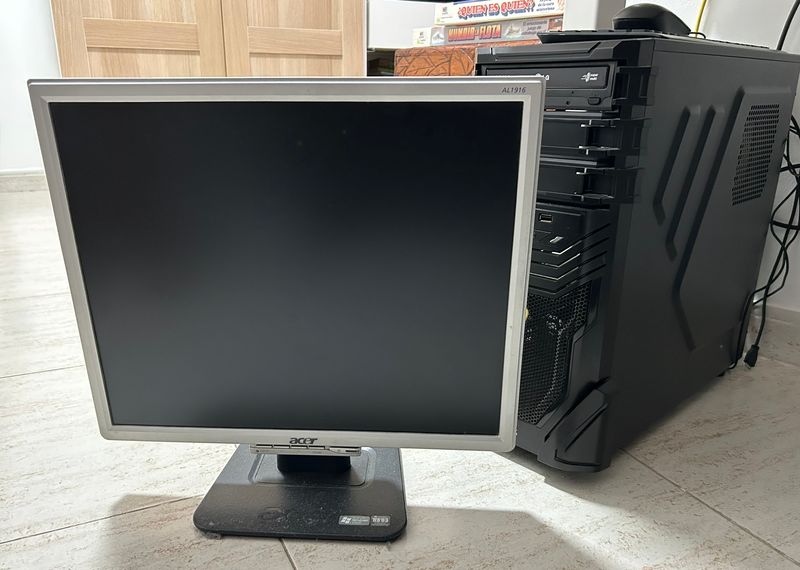 PC Sobremesa i7, 16GB RAM, NVIDIA GeForce GT 710 afbeelding 2