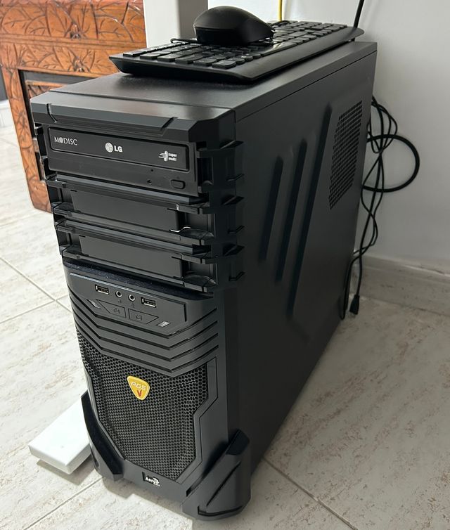 PC Sobremesa i7, 16GB RAM, NVIDIA GeForce GT 710