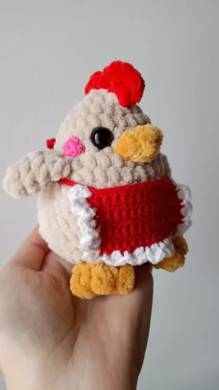 Gallina amigurumi fatta a mano