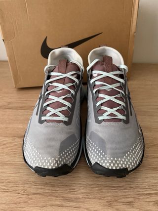 Zapatillas Nike Trail Gore-Tex Grises y Turquesa