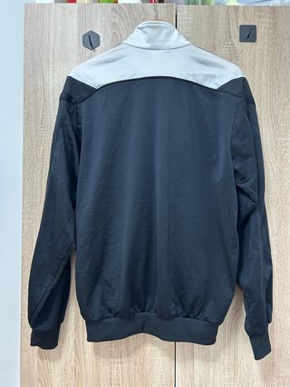 Sudadera Adidas Negra y Blanca