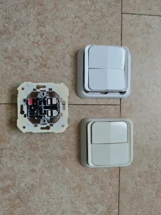 Interruptor Doble Simon 75 Blanco