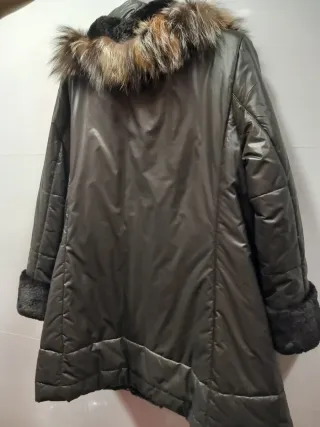 Chaquetón de piel sintética sin capucha