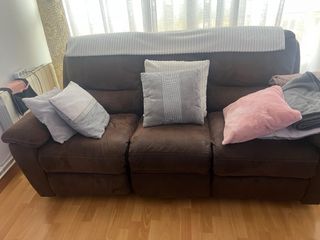 Sofá 3 plazas,relax reclinable marron, negociable
