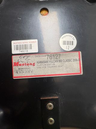 Asiento Mustang Kawasaki VN900 Vulcan Classic