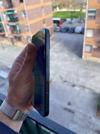 iPhone 16 128GB Negro 94%