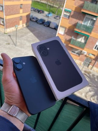 iPhone 16 128GB Negro 94%