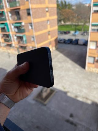 iPhone 16 128GB Negro 94%