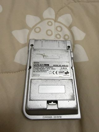 Nintendo Game Boy più gioco