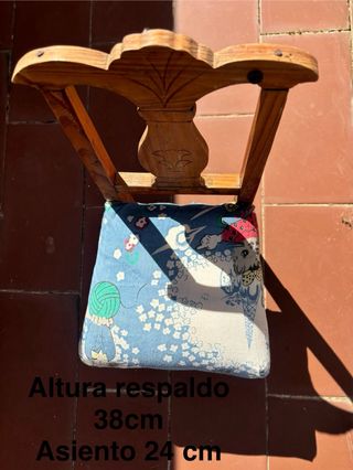 Sillas para niñas y muñecas