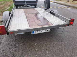 Remolque plataforma 750 kg con rampas incluidas
