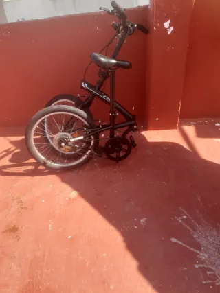 Bici plegable negra