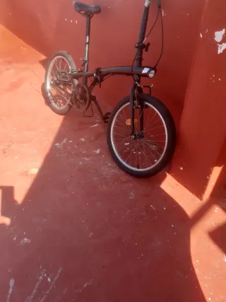 Bici plegable negra