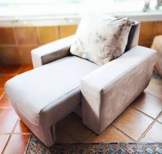 Sofá 1 plaza extensible.