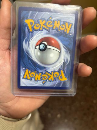 Carta Pokémon Giratina V