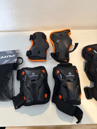 Casco y protecciones patinaje