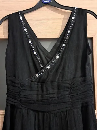 Vestido negro fiesta con pedrería