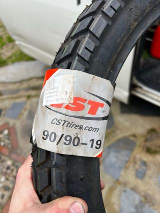 Lote Neumáticos Trail Ocasión