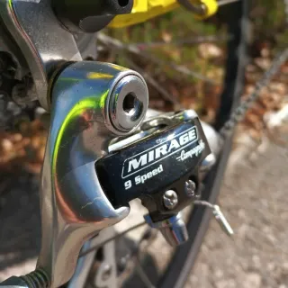 Bicicleta de carretera + rodillo entrenamiento
