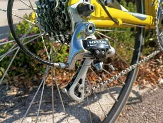 Bicicleta de carretera + rodillo entrenamiento