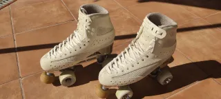 Pattini artistici Edea in crema