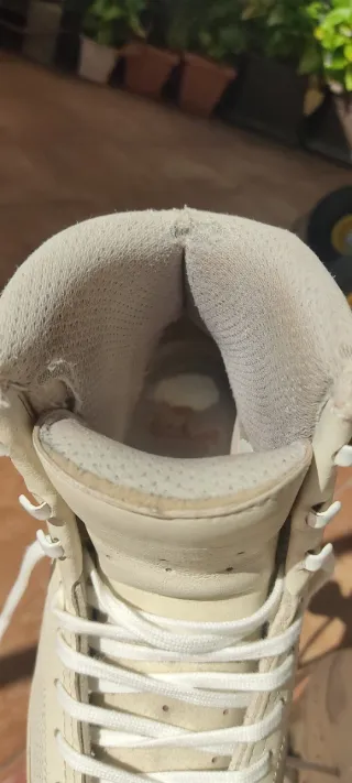 Pattini artistici Edea in crema