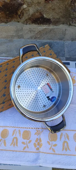 Olla Vapor AMC 24cm 4L Nueva