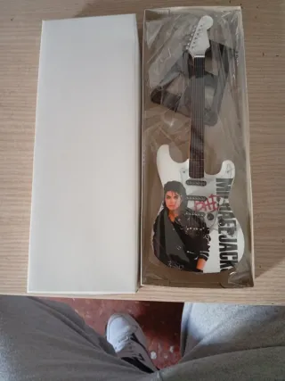 Guitarra Michael Jackson Decorativa