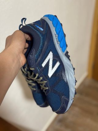 Zapatillas New Balance 610v5 Trail Tech