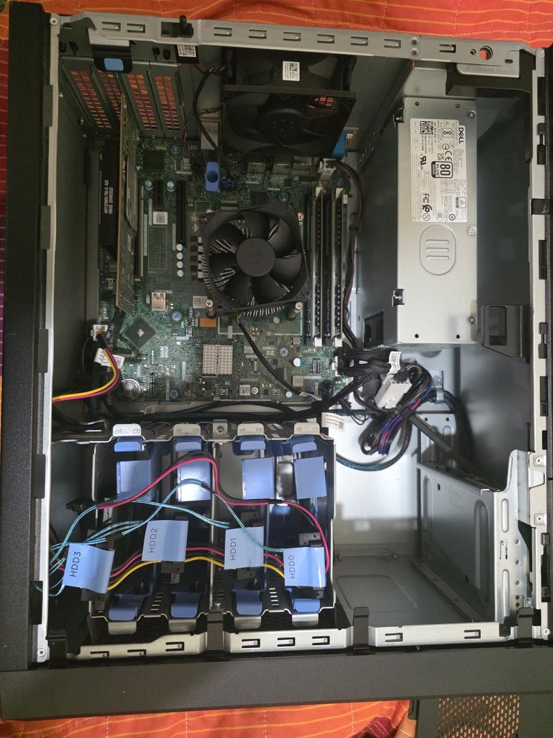 Servidor Dell EMC PowerEdge T150 afbeelding 4